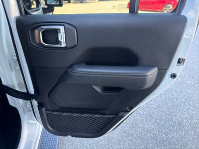 2022 Jeep Wrangler Unlimited Sahara 4x4