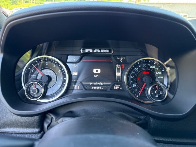 2022 RAM 1500 Big Horn Quad Cab 4x2 6'4" Box