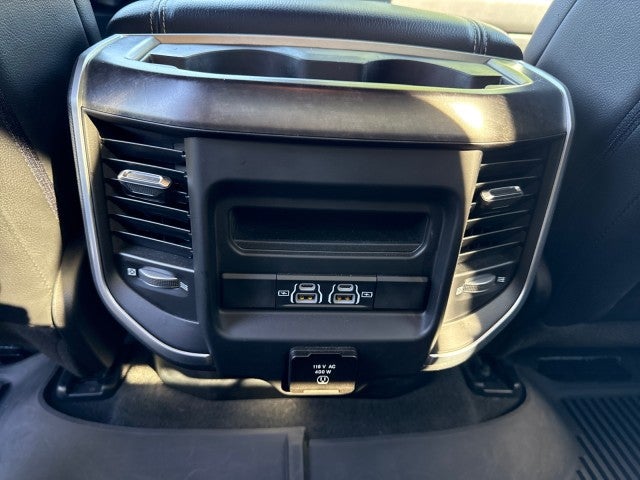 2022 RAM 1500 Big Horn Quad Cab 4x2 6'4" Box