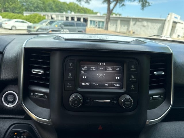 2024 RAM 1500 Big Horn Quad Cab 4x2 6'4" Box