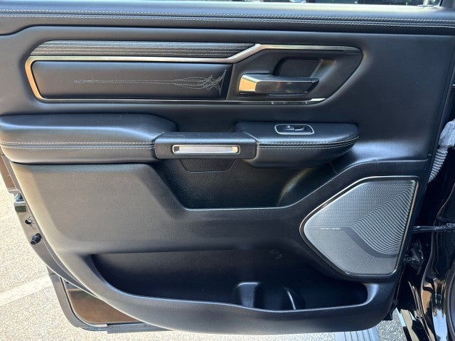 2021 RAM 1500 Limited Crew Cab 4x4 5'7" Box