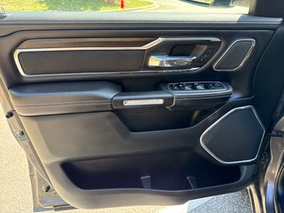 2022 RAM 1500 Laramie Crew Cab 4x4 5'7" Box