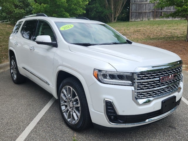 2023 GMC Acadia Denali