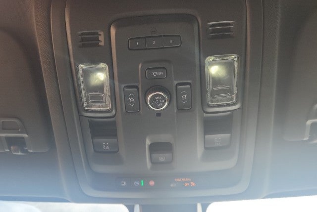 2021 Chevrolet Suburban High Country