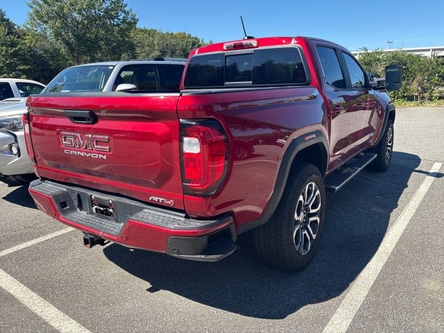 2024 GMC Canyon AT4