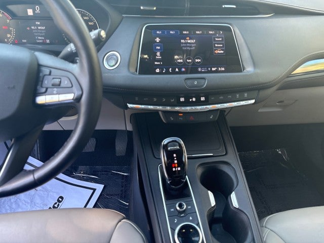 2023 Cadillac XT4 AWD Luxury