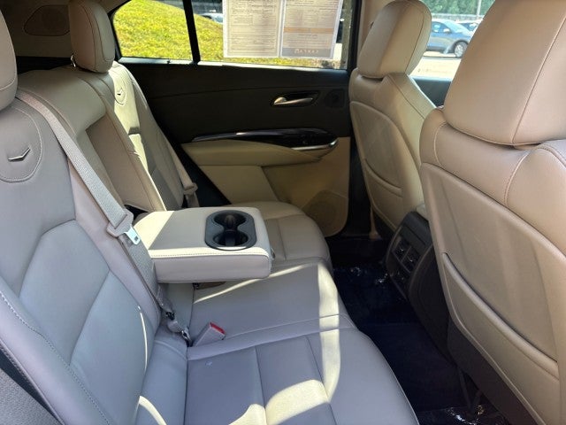 2023 Cadillac XT4 AWD Luxury