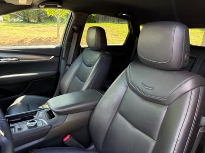 2024 Cadillac XT5 Luxury
