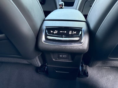 2023 Cadillac XT6 FWD Premium Luxury