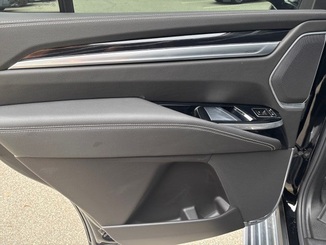 2025 Cadillac Escalade Sport