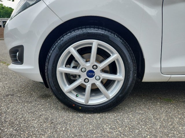 2016 Ford Fiesta SE