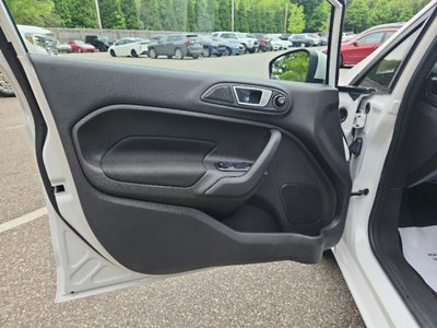 2016 Ford Fiesta SE