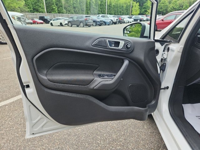 2016 Ford Fiesta SE