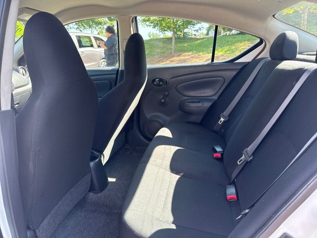 2014 Nissan Versa 1.6 S