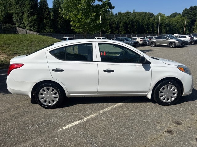 2014 Nissan Versa 1.6 S