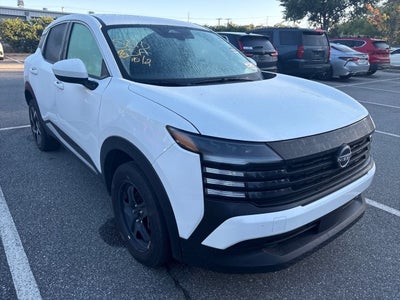 2025 Nissan Kicks SV FWD