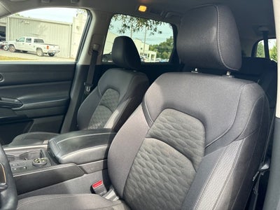 2023 Nissan Pathfinder S 4WD
