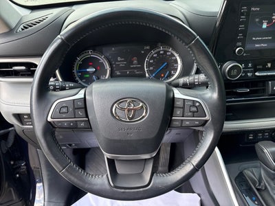 2022 Toyota Highlander Hybrid XLE