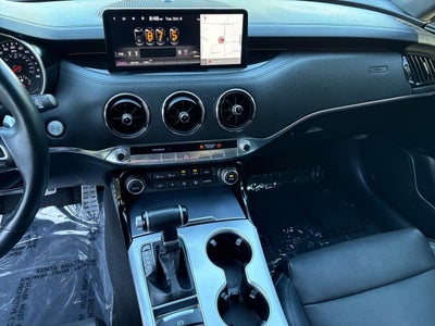 2022 Kia Stinger GT1